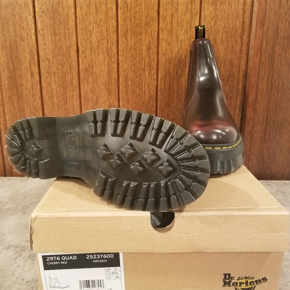 Dr. Martens 2976 Quad Chelsea Boot Mens size 12 - Picture 2 of 4